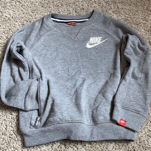 Boys Nike long sleeve shirt